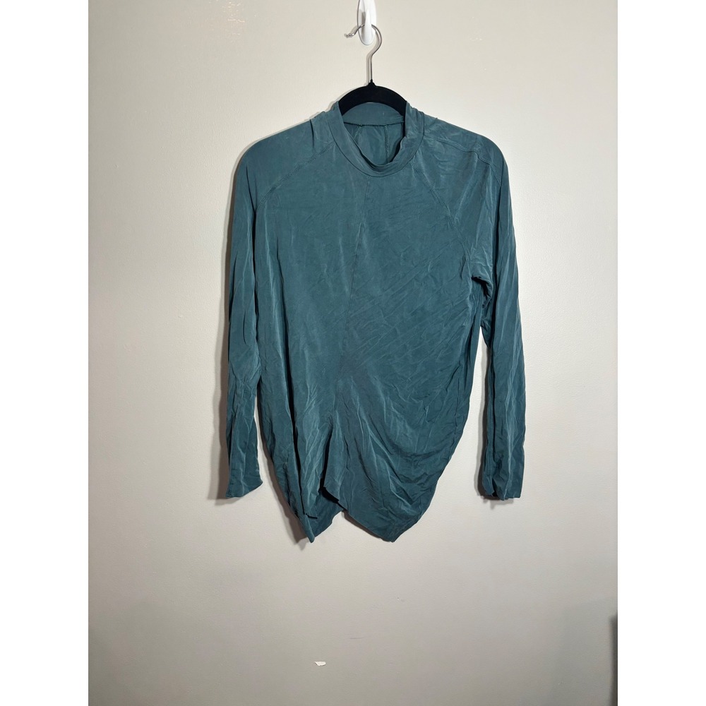 Lululemon Athletica Long Sleeve Mock Neck Asymmetrical Hem Top Teal Womens